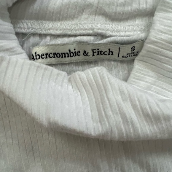 Abercrombie and Fitch Top - Picture 2 of 2